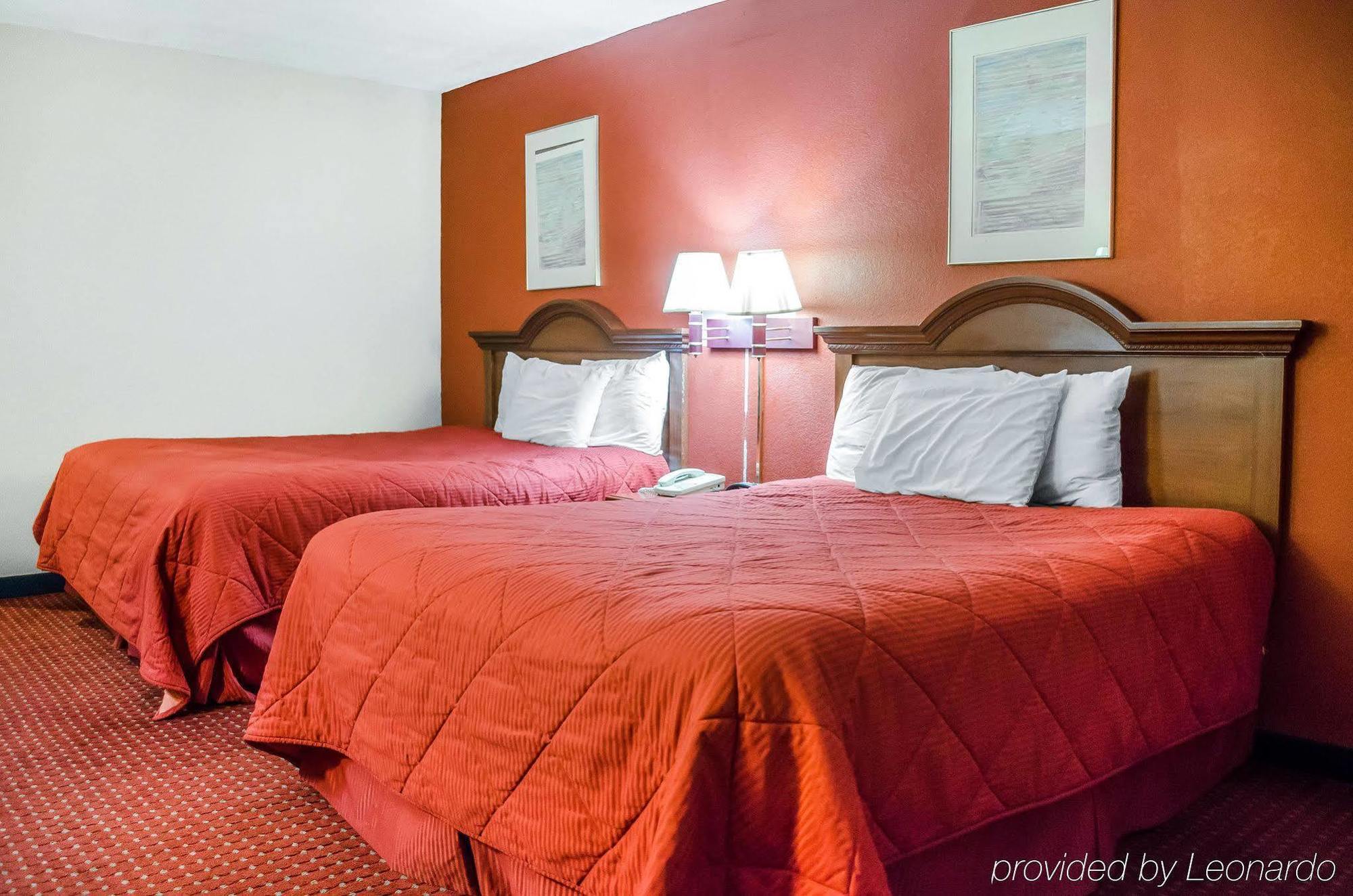 Rodeway Inn Harrisburg Buitenkant foto