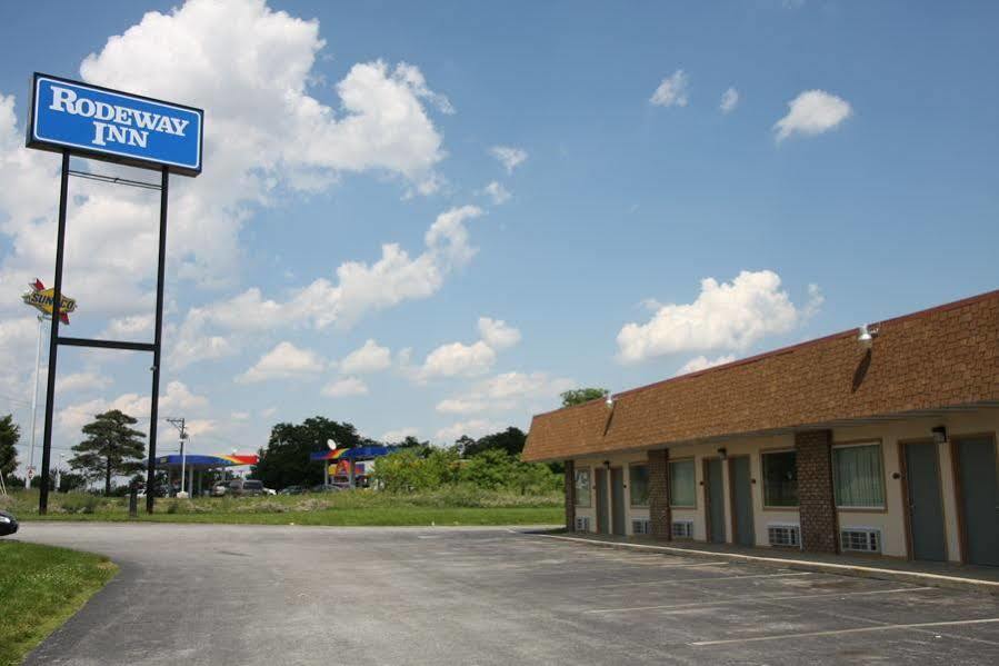 Rodeway Inn Harrisburg Buitenkant foto