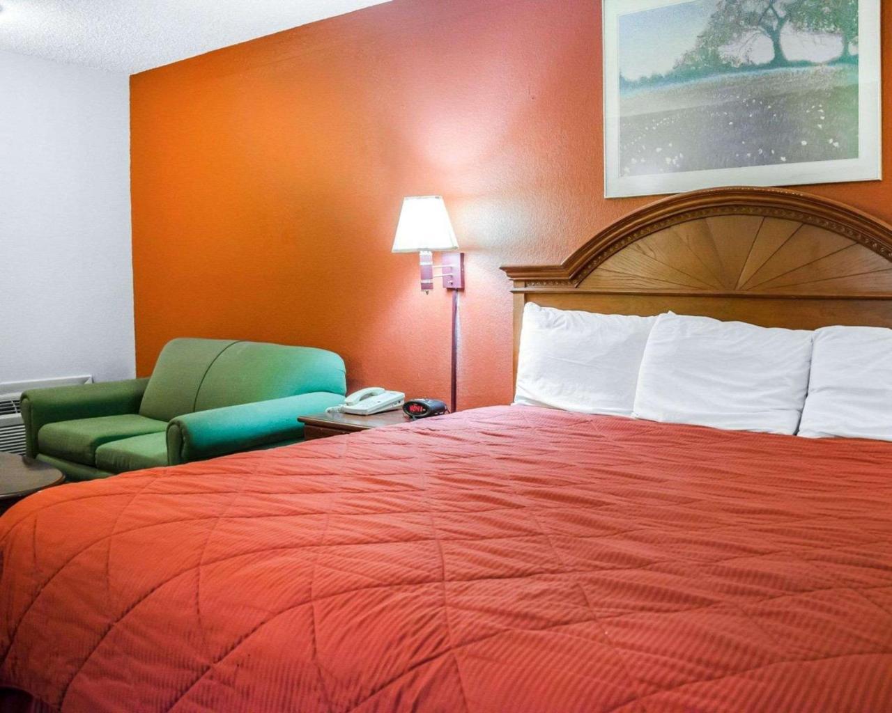 Rodeway Inn Harrisburg Buitenkant foto